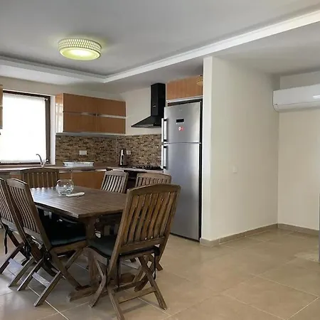 Villa Ela Goecek'te Oezel Havuzlu Luex